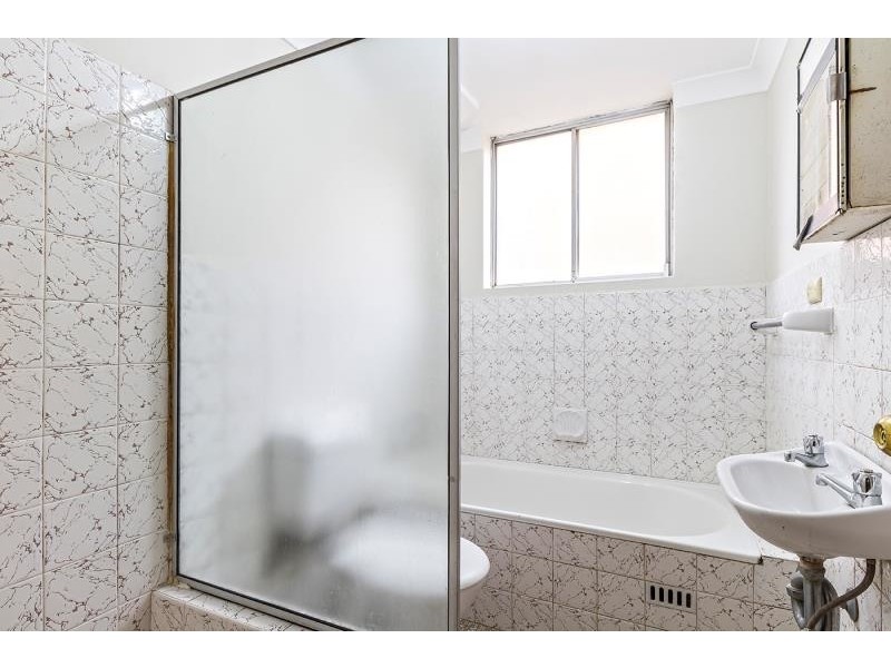 2/9 Station Street, Harris Park NSW 2150